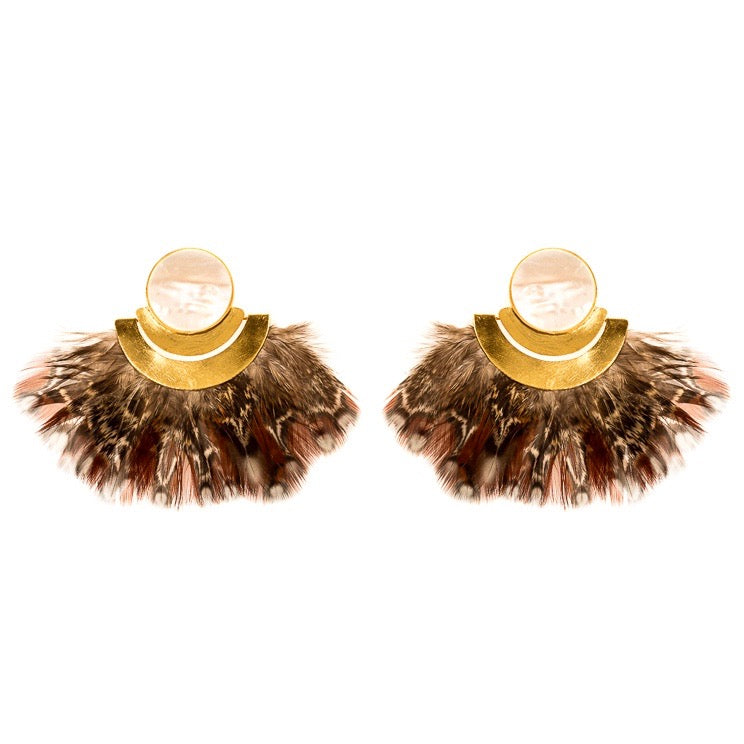 Xen Earrings With Mother Pearl And Feathers Gld