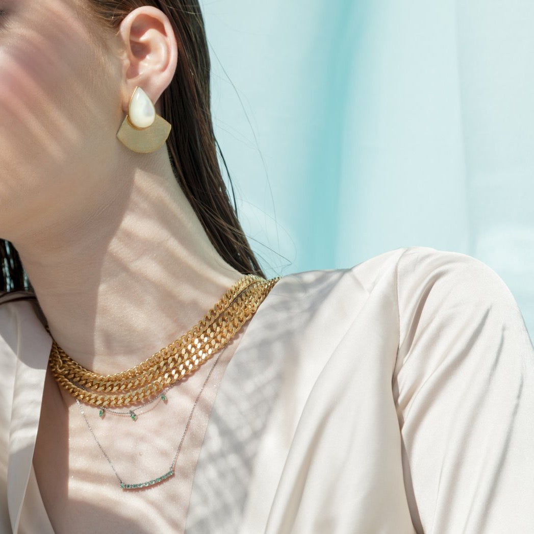 Kuda Plane Teardrop Earrings