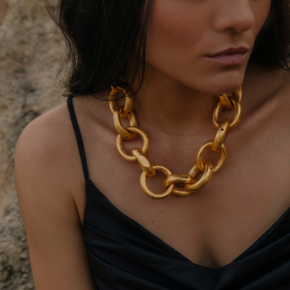 Collar Sarab