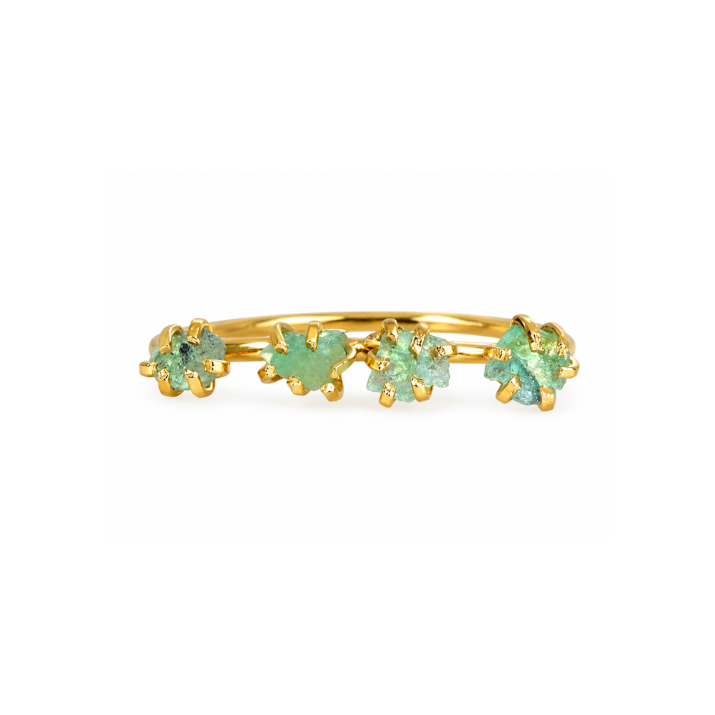 Anillo Alphabet con esmeralda