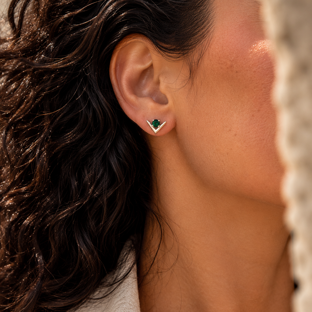 Aretes con Diamante Negro