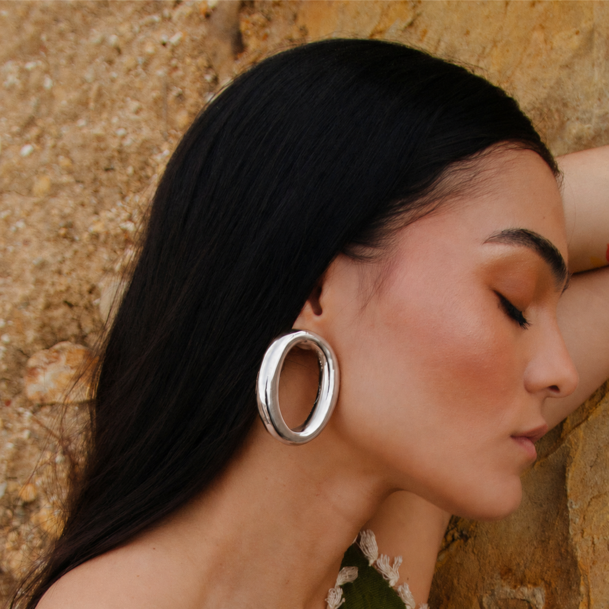 Aretes Hayat